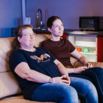 Auf dem Sofa im Katastrophenhaus